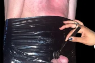 thick hairy dominatrix seeks generous freaky sissys 💋 - Image 11