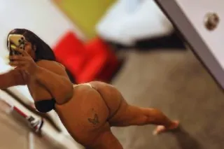 Thick deep throat goodess 🍫💦Mu... - Image 2