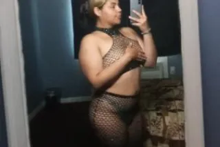 😈CREAMY WET 💦 LATINA 💕☺100% Re... - Image 2