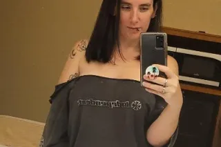 Sweet and sassy, looking to please. DAYTIME INCALL BY APPTS!! - Image 1