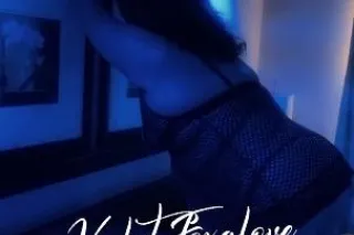 VioletFoxglove 💜Sexy, Mature, Perfect GFE! 💜 - Image 10