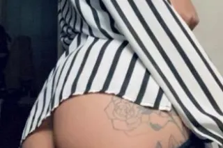 two girls - out and car💋 Let me quench your thirst 💦 EXOTIC 💕 open minded 💋 lets PLAY - Image 5