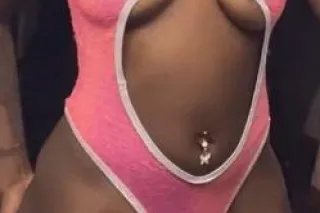 130 hhr specials 🫦 200 3some 📲... - Image 1