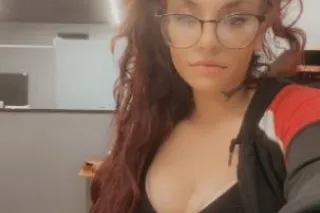 hot an sassy wit a lil nasty nasty - Image 5