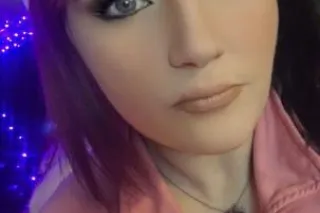 New silk lingerie, new thigh h... - Image 1