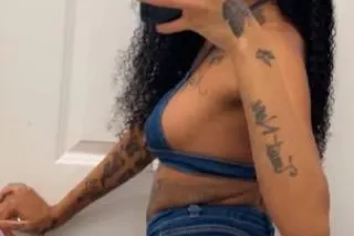 JUST GOT IN TOWN - 21 - Image 2