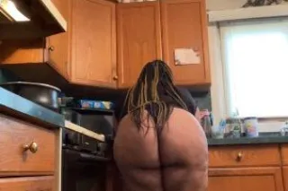 BBW Baddie Available now (Freakz Onli) - Image 7