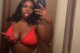 Sexy,BBW, Squirter 💦 Available... - Image 1