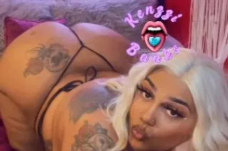 🧁𝓢𝓦𝓔𝓔𝓣 𝓞𝓝 𝓣𝓗𝓔 𝓞𝓤𝓣𝓢𝓘𝓓𝓔… 𝓝𝓐𝓢𝓣𝓨 𝓐𝓕 𝓘𝓝𝓢𝓘𝓓𝓔💅 Cam Play • Custom Vids • 2 Girl Bundles 💕💦 👅 Facetimes💦 - Image 8