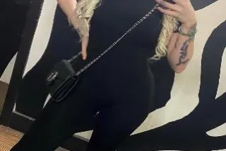 Gorgeous Blonde Up late Amazin... - Image 3