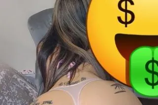 wet💦💦💦 - Image 3