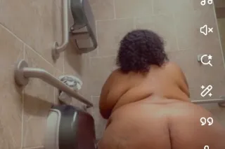 Ssbbw world come see hmu - Image 5