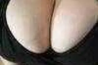 CALLS ONLY---NO TEXT MESSAGING... - Image 1