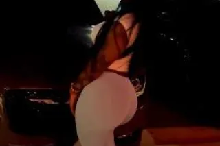 SOAKINGG WETT - Image 10