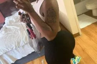 SOAKINGG WETT - Image 5