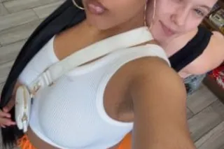 2 GIRL SPECIAL AVAILABLE NOW 😋... - Image 3