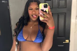 New booty in town cum play😍😉 -... - Image 4