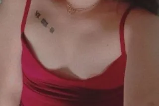 gorgeous petite brunette ready... - Image 4