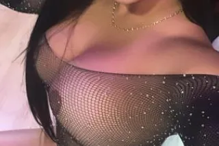 Beautiful😍 SEXY 💋girl availabl... - Image 2