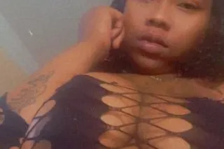 sweet like kandii 🍭🍬🍫💋 all out... - Image 2