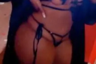 Decreet Sexy and Fun Call me N... - Image 1