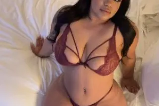 In Town for the night!😍🩷 100% ... - Image 2