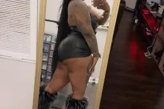 Tatted big RED ASS native & black content creator from Nola💦 31.1k on twitter! We must ft or google meet! incalls only! ALL HOLES🍑💦💦 - Image 6