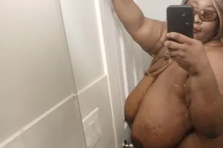 🍫🌹SEXY BIG TITTY BBW AVAILABLE... - Image 2