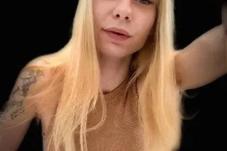 😎✌🏻💁🏼Real Blonde Come see me (; - Image 5