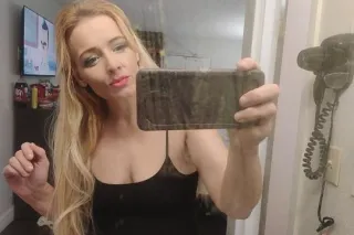 BORED OUT OF MY MIND SND HORNY... - Image 4