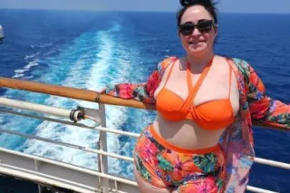 CURVY Busty Goddess REAL Brittany - Image 10