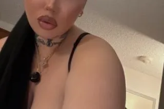 FUEGO BADDIE🪭🫦 Lets have fun p... - Image 3