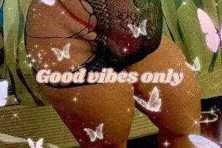 1 nite only 💦 - Image 2