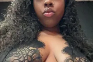 AVAILABLE NOW LETS PLAY 🍑🍆💦 IN... - Image 3