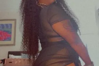 Fetish Girl - 26 - Image 1