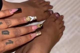 Custom Content 📸 Facetime Show... - Image 2