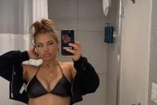 TO. TURNT TUESDAY . Come hangout with me !! ! - Image 5