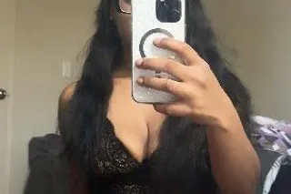 Karmas Satisfy All Your Needs YoungSexy Thick N All The Right Places🫦💦 - Image 8