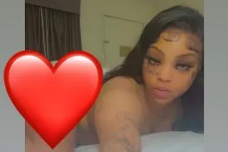 🩷AVAILABLE NOW 🩷 - 24 - Image 2