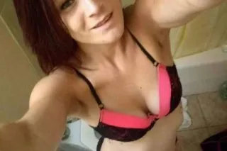 wet 💦 wild 😜 and FREAKYYY 🤤 - ... - Image 2