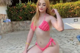 this milf is ready to play 👅💦 ... - Image 1