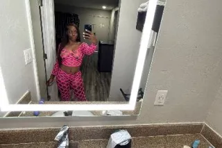 YOUR FAVORITE PIECE OF CANDY😩💦🤪🍫 - Image 7