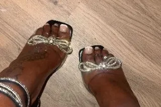 Tired of the same girls / coco... - Image 4