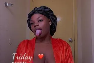 2 girl available✨BARELY LEGAL 18 YRS OLD!!🤩✨💕Sexy Brown Bombshell🍩🏆💕✨Sneak Away 👣 up 24/7 - Image 5