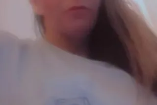 Slim-Thick Sexy Mature and discreet!! AVALIABLE By 6pm today!! Make appts now!! - Image 10