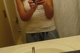 Slim-Thick Sexy Mature and discreet!! AVALIABLE By 6pm today!! Make appts now!! - Image 12