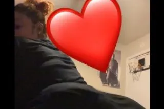 Busty Foreign with a fat wet pussy💦🫦😍 - Image 10