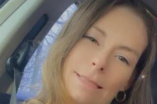 🙈 “Queen Bee: The Sensational ... - Image 1