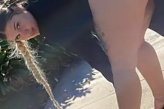 THICK WHITE GIRL 😍COME PARTY💕😝... - Image 3