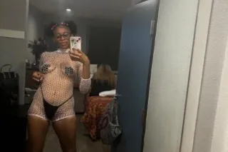 🙈🧈ITZZ BUTERZZ🧈🙈 outcall & inc... - Image 1